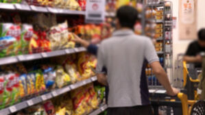 [친절한 경제] 가격 내린다더니&hellip;메로나&middot;초코파이는 아니네?