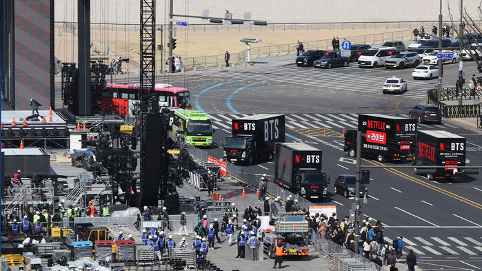 월드컵 후 최대 규모 몰린다&hellip;차벽&middot;특공대로 '진공 상태'