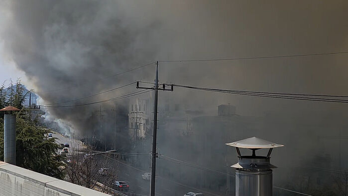 20일 오후 1시 17분쯤 대전 대덕구 문평동 한 자동차부품 제조 공장에서 불이 났다 (사진=독자 김수진 씨 제공, 연합뉴스)