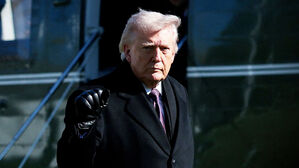 트럼프, 호르무즈 지원않는 나토에 "종이호랑이&middot;겁쟁이" 맹비난