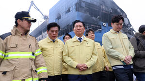 대전 화재 현장 찾은 여야 대표&hellip;"사고 수습에 모든 지원"