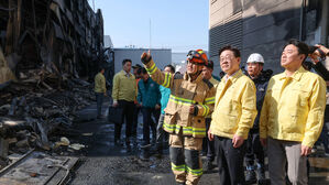 이 대통령, 대전 화재참사 현장 방문&hellip;인명피해&middot;실종자 수색 점검