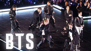 광화문 뒤덮은 '아리랑' 떼창&hellip;K팝 제왕의 귀환 성공적