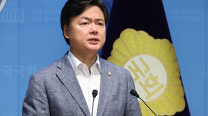 민주 "다주택 공직자 정책 배제, 국민 눈높이서 정책 설계 뜻"