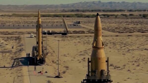 '우주 발사체' 썼나&hellip;4천km 날아간 미사일 '파장'