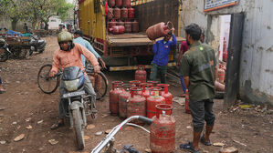 식당 문 닫고 전기 인덕션 주문 폭증&hellip;남아시아도 에너지 대란