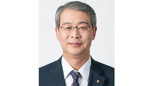 임종룡 우리금융 회장 주총서 연임 확정&hellip;새 임기 시작