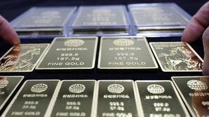 국내 금값, 7.9% 폭락&hellip;"이란 사태 격화에 금리 인하 기대 후퇴"