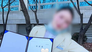 "승무원 맞아?" 얼굴 놓고 우르르&hellip;한국인 망신 