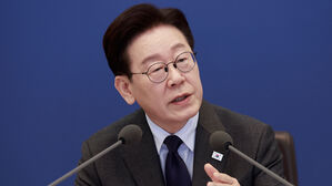 이 대통령 "중동 전쟁 비상 대응 체계&hellip;추경, 지역 화폐로 직접 지원"