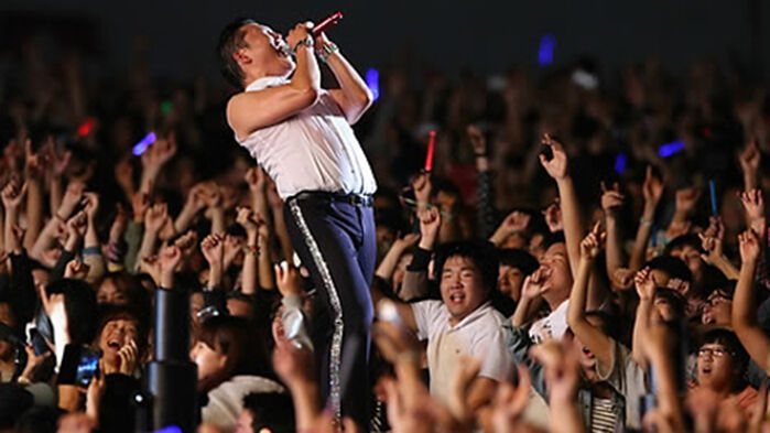 지난 2012년 서울광장에서 진행된 싸이 강남스타일 공연