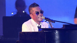 김건모, 6개월 전국투어 마무리&hellip;"데뷔한다는 마음으로"