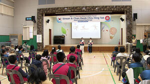 "국적 없는 우정"&hellip;언어 장벽 허문 교류