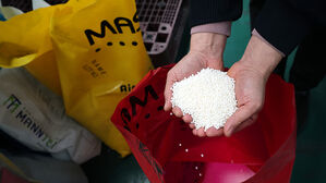 러시아산 나프타 도입 '청신호'&hellip;정부 "금융 결제&middot;2차 제재 리스크 해소"