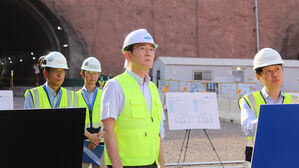 이재용 "노고에 감사"&hellip;중동 체류 임직원에 깜짝 선물