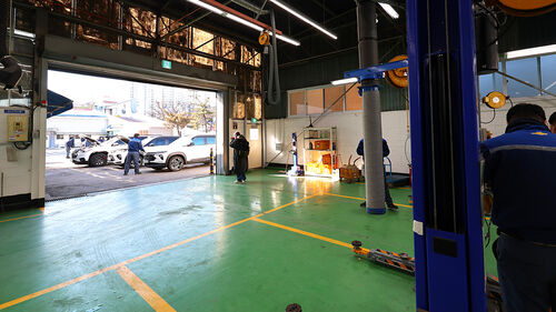 한국GM 직영 정비소 (사진=연합뉴스)