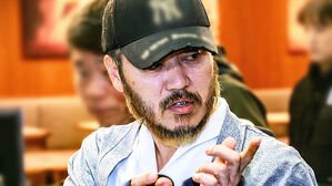 압송된 '마약왕' 박왕열&hellip;"감옥서도 마약 유통"