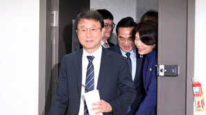 한병도 "국민의힘에 법사위원장 줄 생각 추호도 없어"