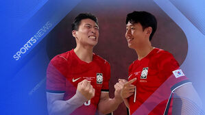 새로 나온 유니폼 입고&hellip;월드컵 향한 결의!