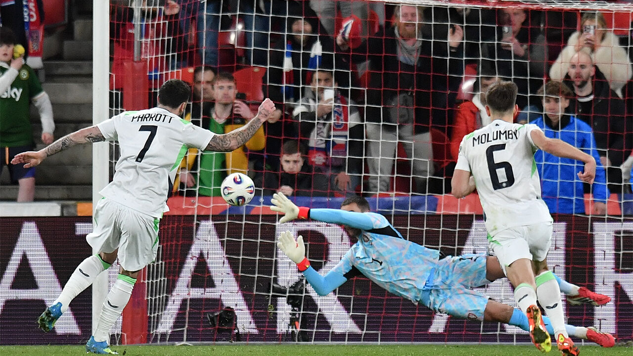 26일(현지시간) 체코 프라하에서 열린 체코와 아일랜드의 월드컵 플레이오프 준결승 경기 장면