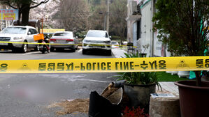"살려달라"며 뛰어왔다&hellip;주차장 흉기난동 20대 심정지