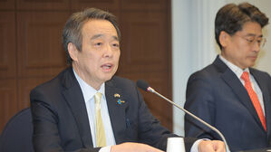 주한일본대사, 한일 관계에 "이제 선택 아닌 필수"