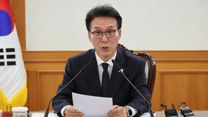 김 총리 "마스크&middot;요소수 기억 생생&hellip;생필품 수급 차질 선제대처"