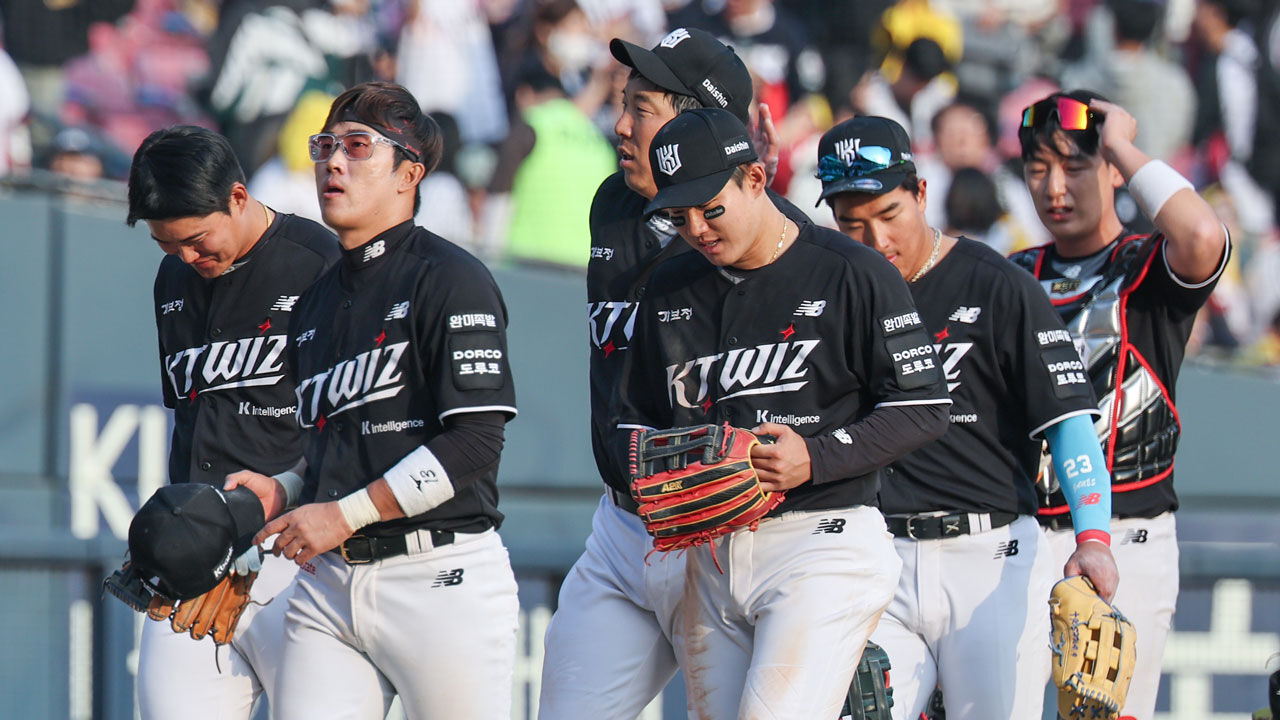 '우승 후보' LG·삼성, 개막 2연패…KT·롯데·한화·SSG 2연승