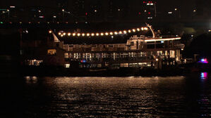 한강 한가운데서 '좌초'&hellip;'분수 쇼' 가까이서 보려고?