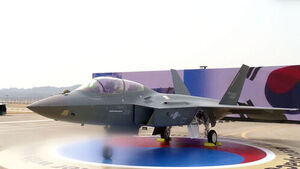 '한국형 초음속 전투기' KF-21 양산 시작&hellip;K방산 '훨훨'