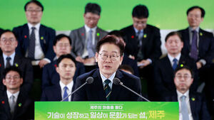 "잠이 안 올 정도로 심각한 상황"&hellip;이 대통령 언급한 문제 