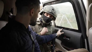 이스라엘 군인, CNN 취재진 폭행&hellip;"서안은 유대인의 땅" 주장도