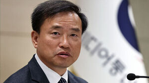 '취임 100일' 방미통위원장 "청소년 SNS 규제, 연령별 차등 필요"