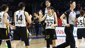 여자농구 KB, 2년 만에 정규리그 우승&hellip;통산 6번째