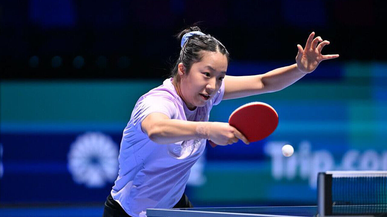 ITTF 월드컵에 나선 신유빈의 경기 장면