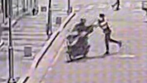 [사건X파일] 경찰 단속에 '콰당'&hellip;"과잉 단속" vs "도주 우려"