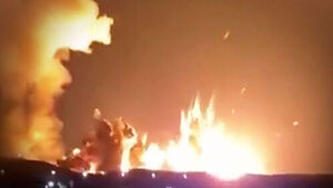 전략폭격기도 띄웠다&hellip;이란 전역 '초토화'로 압박