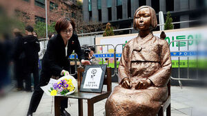 6년 만에 울타리 밖으로&hellip;매주 수요일 소녀상 공개