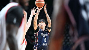 프로농구 6위 KCC, SK에 2점 차 신승&hellip;2연승으로 PO 굳히기