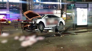 튀어나온 택시에 연쇄 충돌하더니&hellip;"폭탄 터지는 소리"