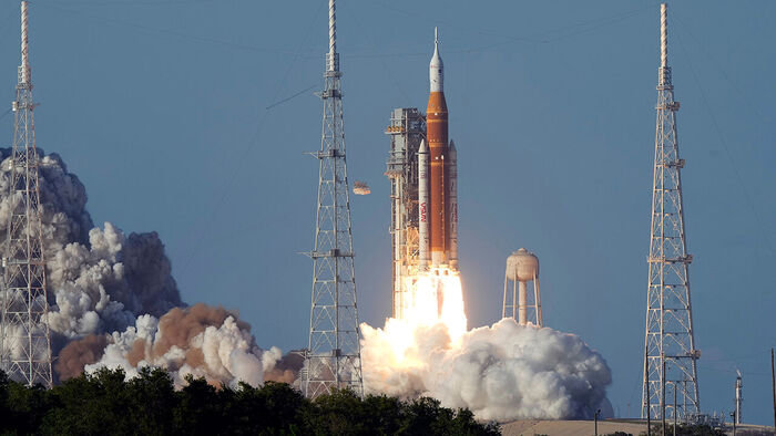 미 동부시간 1일 오후 6시 35분 발사된 유인 탐사선 아르테미스 2호