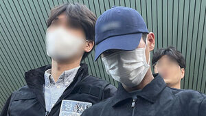 '캐리어 시신' 사건 부부 법원 출석&hellip;끝내 침묵, 영장심사 진행