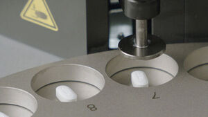 '알약 비만약'도 경쟁 시작&hellip;일라이릴리 "미국 FDA 승인"