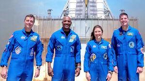 인류 역사상 가장 먼 우주로&hellip;"2년 뒤엔 달 착륙을"