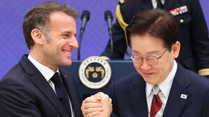 이 대통령 "프랑스, 친구이자 조력자"&hellip;마크롱, 한국어로 "위하여"