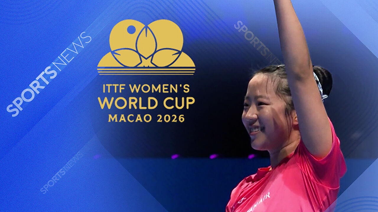 신유빈, 3연속 완승…거침없는 8강행 스매시