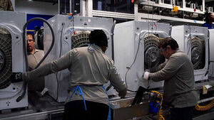 미국 "세탁기&middot;냉장고 등 철강 완제품에 25% 관세"