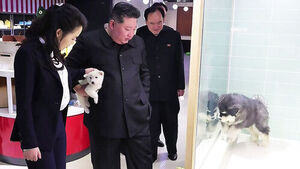 김주애도 고양이 집사?&hellip;평양 자동차&middot;펫샵 선보인 의도는