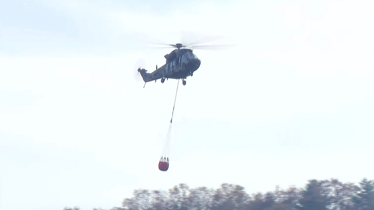 군 헬기, 지난달 산불 끄려다 DMZ 진입…북한, 반응은 없어