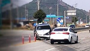 '비보호 좌회전' 승용차, 승합차와 충돌&hellip;5명 사상